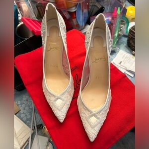 Christian Louboutin White Lace and Satin Heels - size 38.5